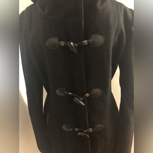 Ladies medium BCBGMAXAZRIA winter jacket - Picture 11 of 15